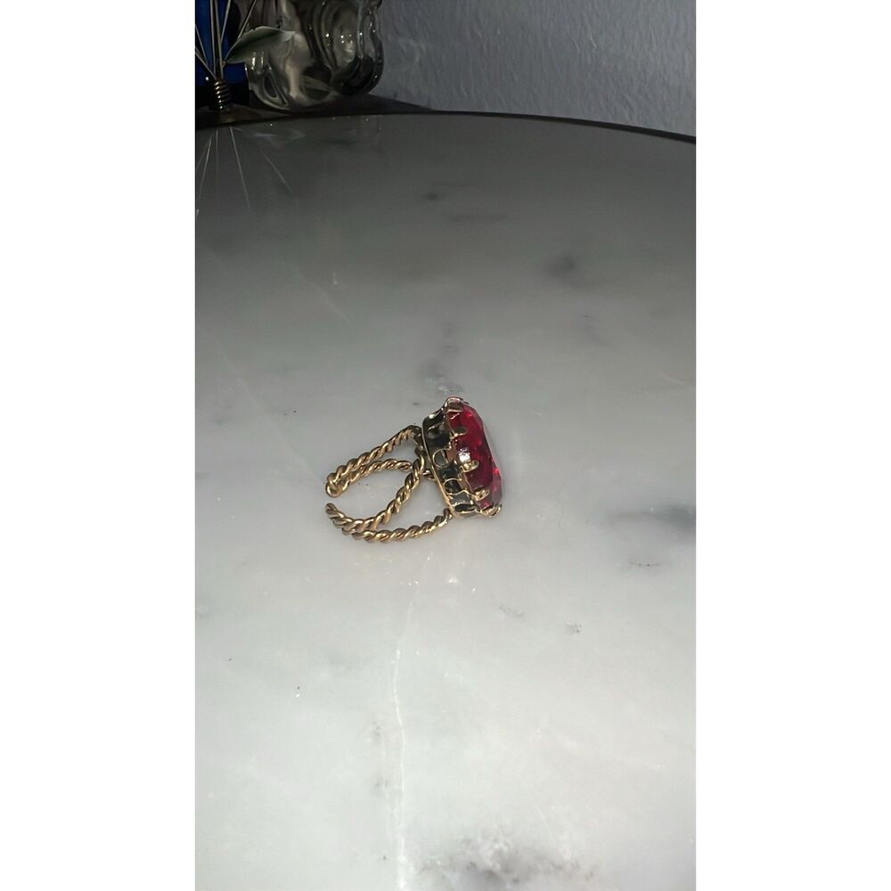 Vintage Ring Signed W Germany Red Glass Brass Twisted Metal Braided West Germany - Picture 6 of 10